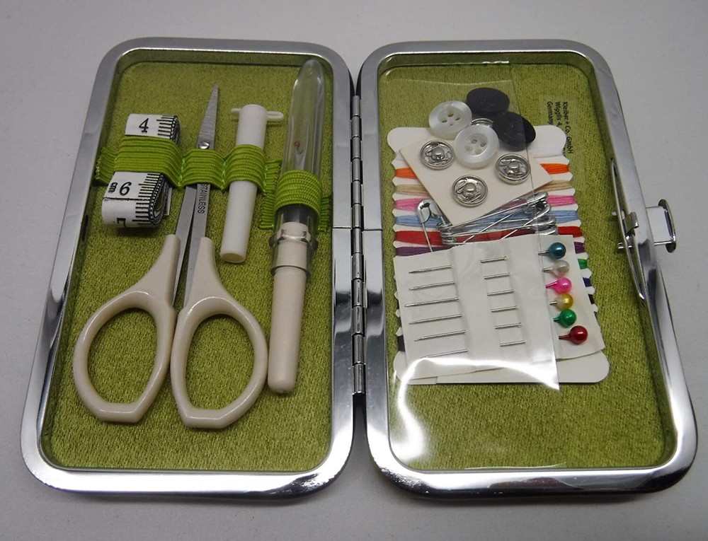 Case 920-37 Travel Sewing Kit Set Needle Thread Needle Set Needles