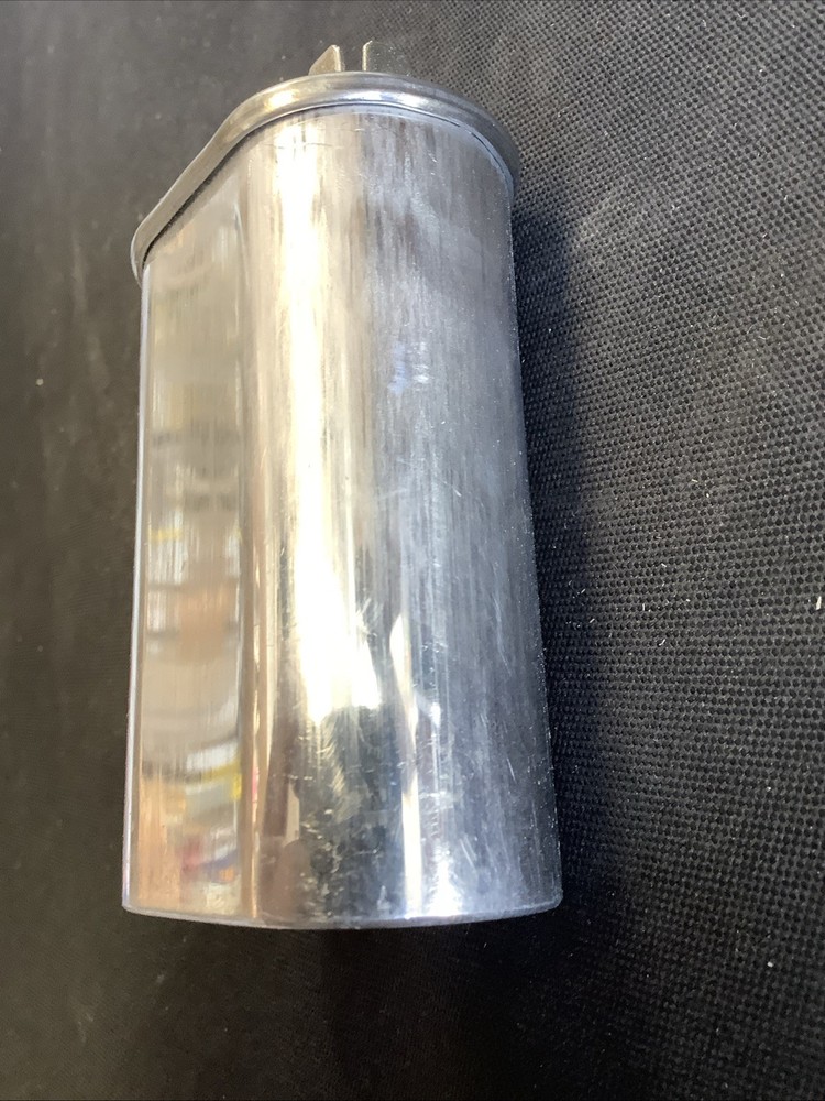 Protech Run Capacitor Single Oval. 10/370 @37