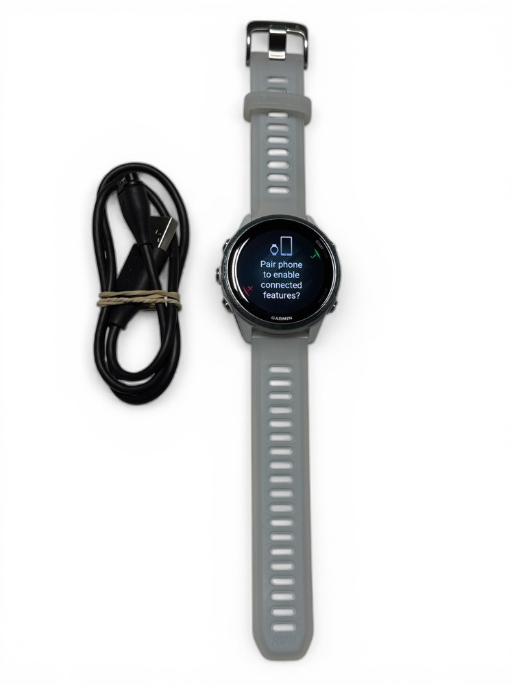 Garmin Forerunner 570 42mm GPS  - USED
