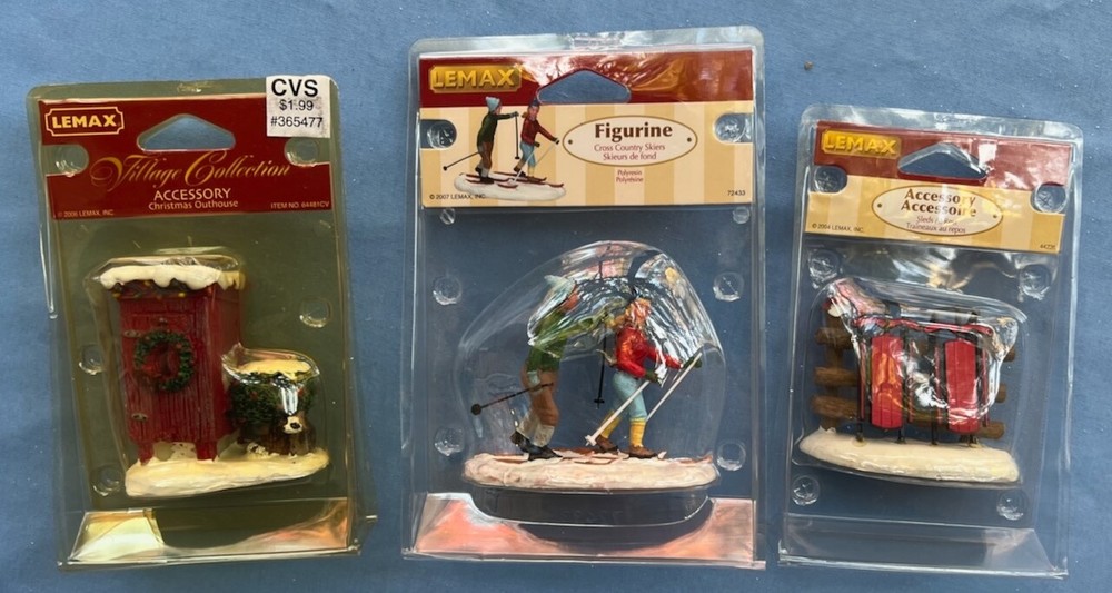 Lemax Christmas Village Accessory Sleds at Rest NEW