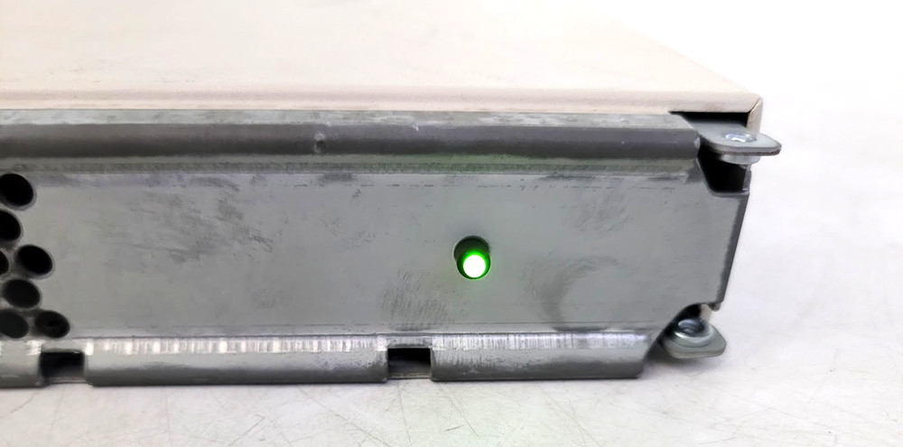 Compaq HUB1063 Series 4220 Wired Fiber Network/ Missing Front Panel