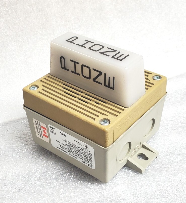 USED Wheelock UTA-WH  Universal Telephone Alert With Strobe