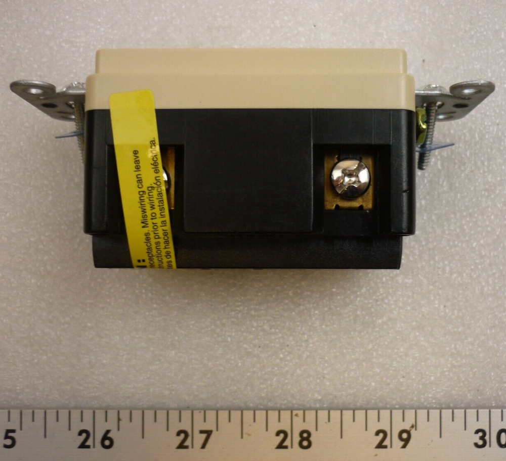 Class A GFCI 125v 60hz 20a Receptacle