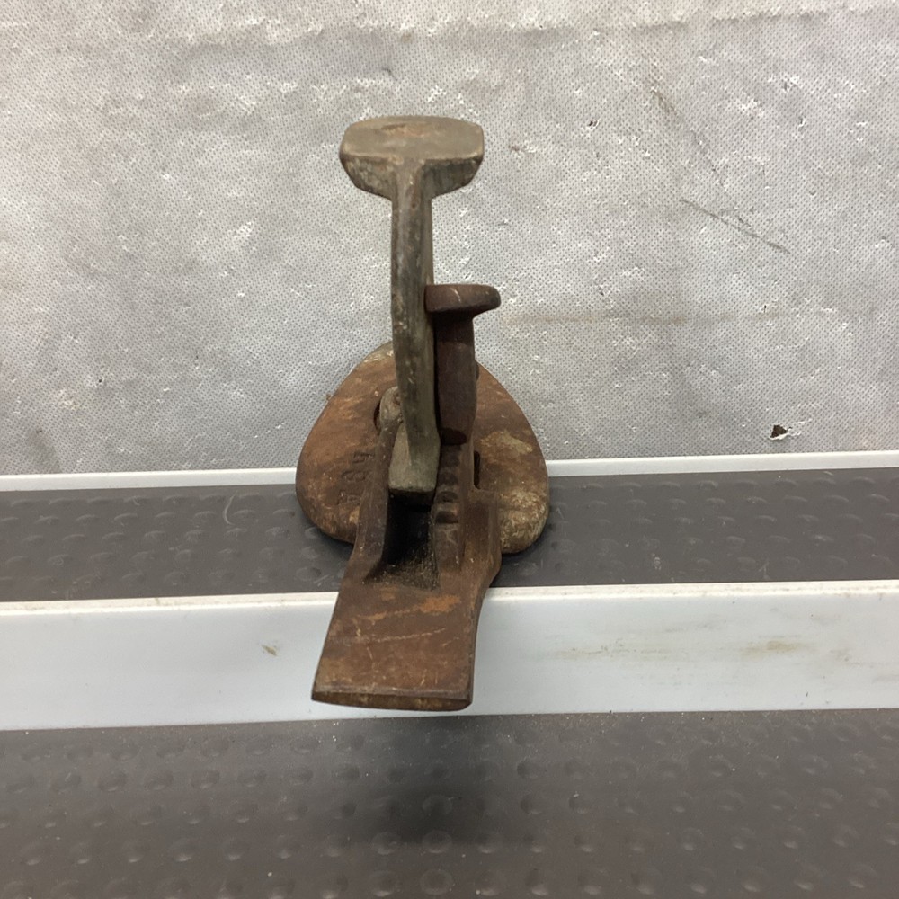 Vintage LAMAC Adjustable Shoe Cast Iron Anvil Form Tool L9BP