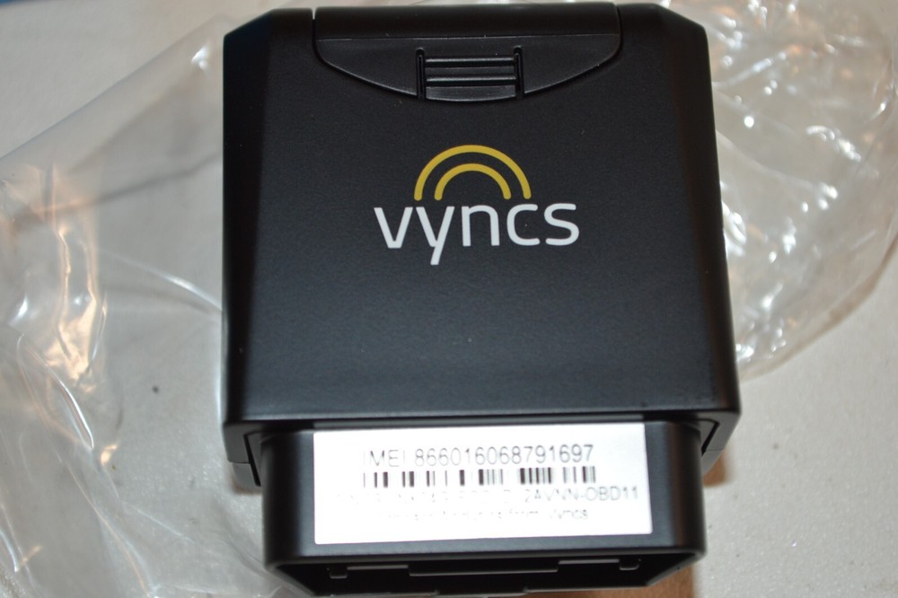 Vyncs Tracking & Safety VYNCSLINK04G