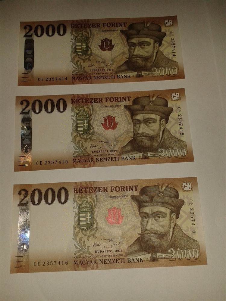 Hungary 2000 forint 2016 / P-204a / UNC / 3 PCS with consecutive serial nr.