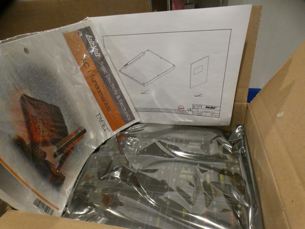 Open Box LABVOLT 91003-20 Facet Lab-Volt AC Fundamentals 1 Circuits Board