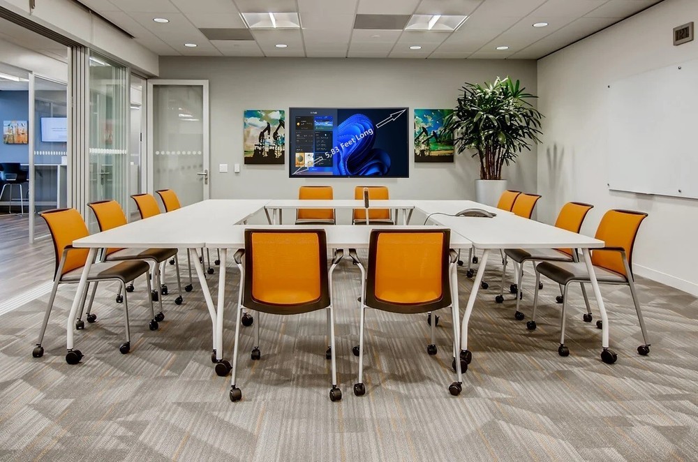 Dell 70" Interactive Smart Board For Classroom / Office Professionals