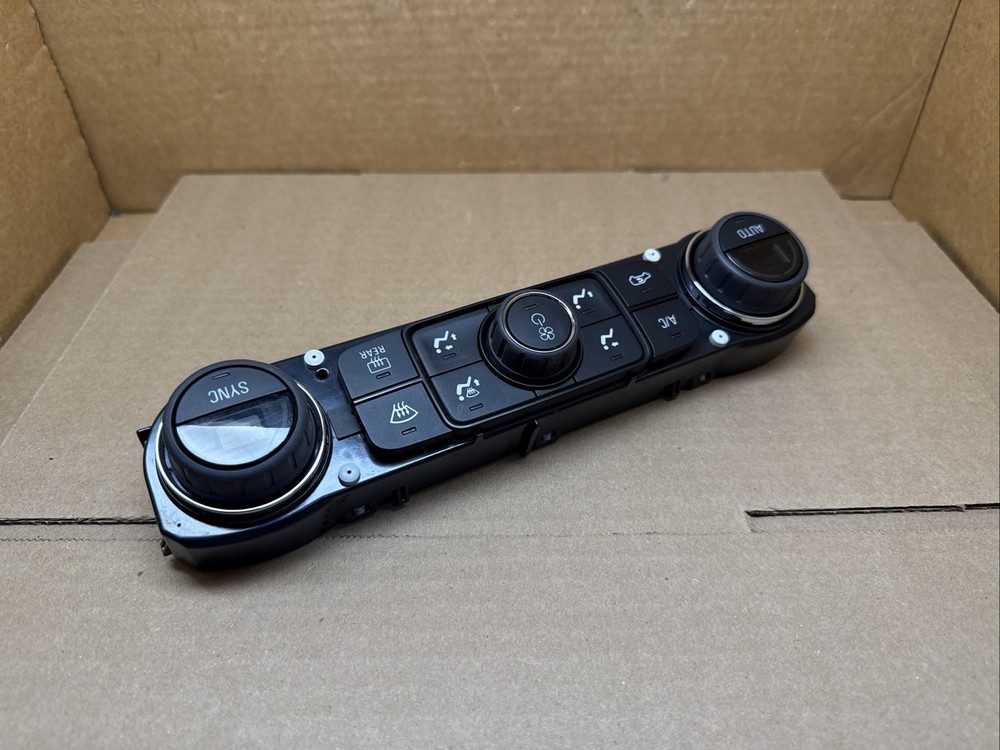 2017-2023 GMC Acadia Front Dash Temperature Temp Climate Control
