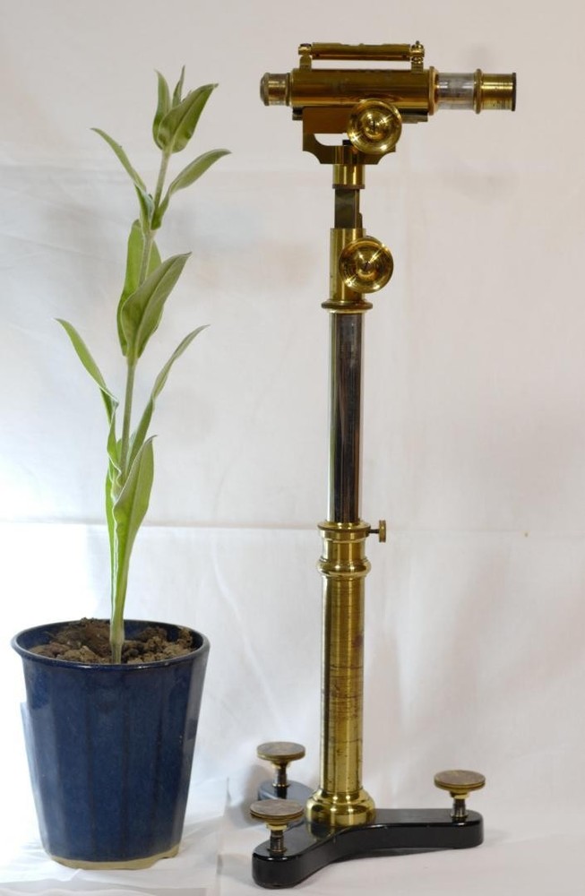 microscope antique Ernst Leitz vertical reading microscope