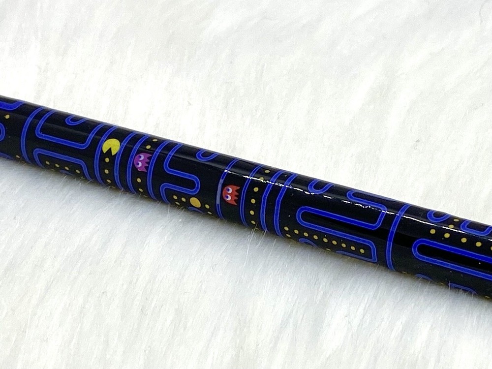 custom pac-man design refillable gel pen
