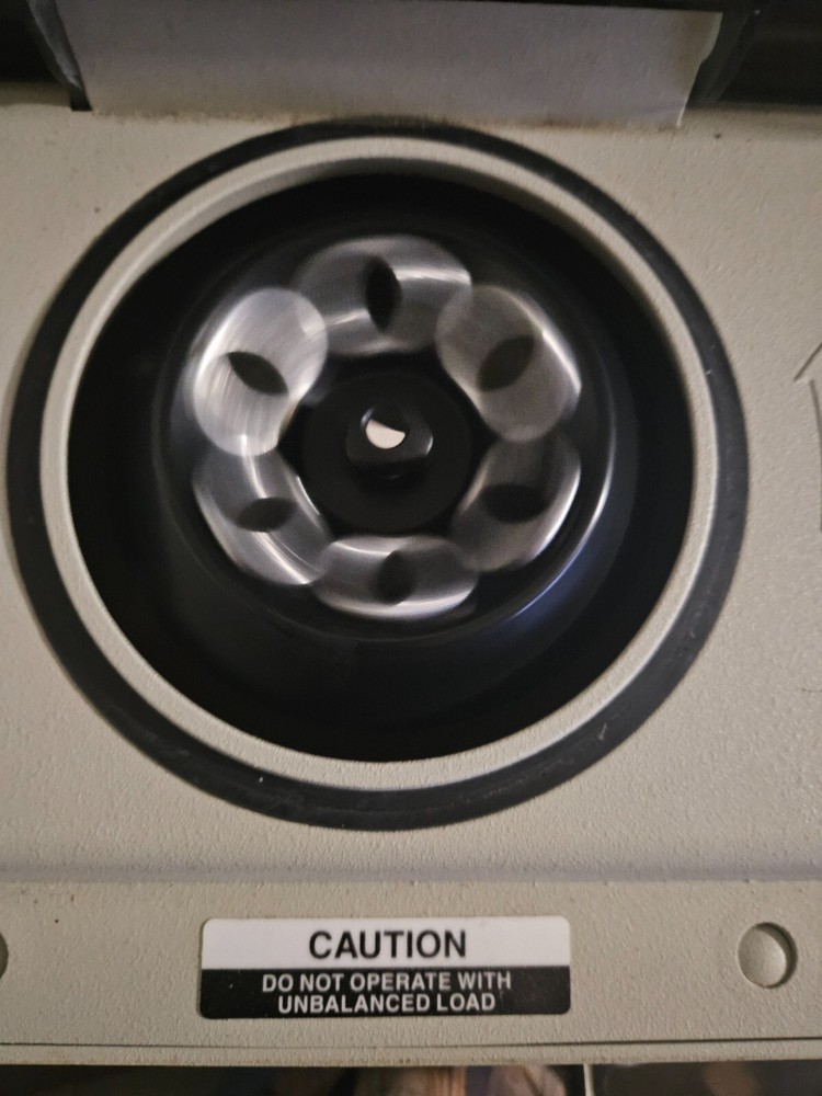 Quest Diagnostics VanGuard V6500 Centrifuge (for 15mL vials)