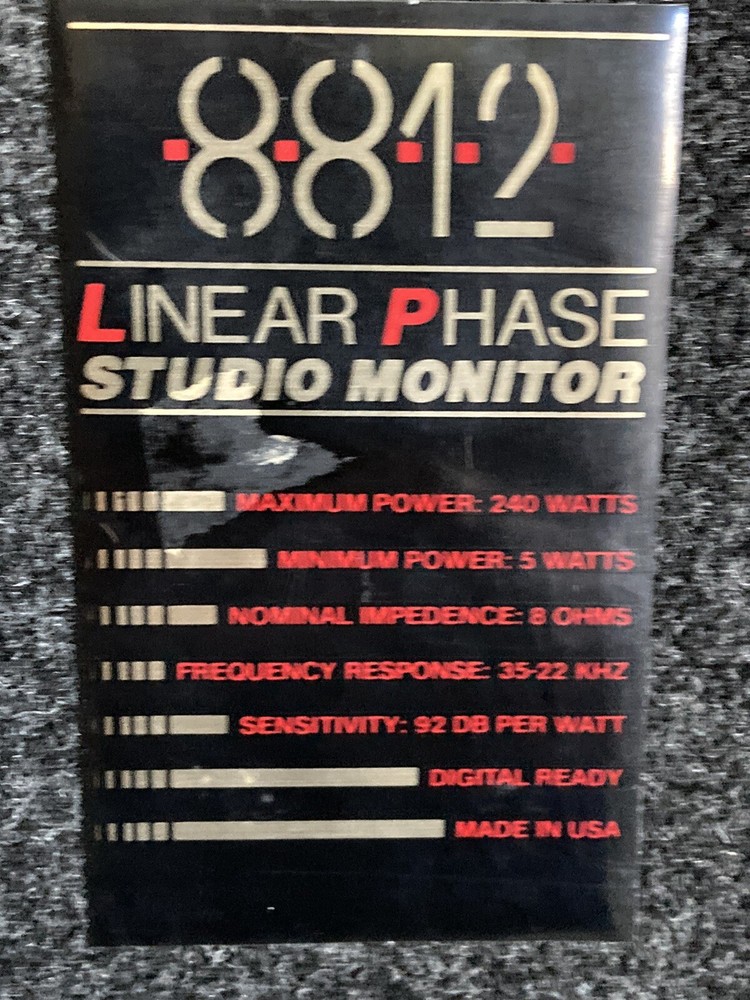 Linear Phase 8812 Vintage Two Floor Standing Speaker