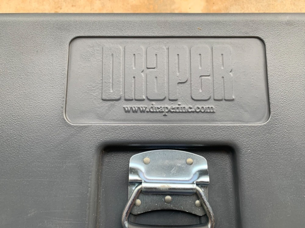 Draper Shelf Screen Frame with Black Screen 32” Wide Screen With Hardshell Case