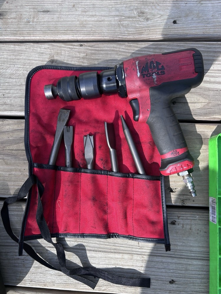 Mac Tools MPH1931 Short Barrel Air Hammer with Bits, Extra Bit Included