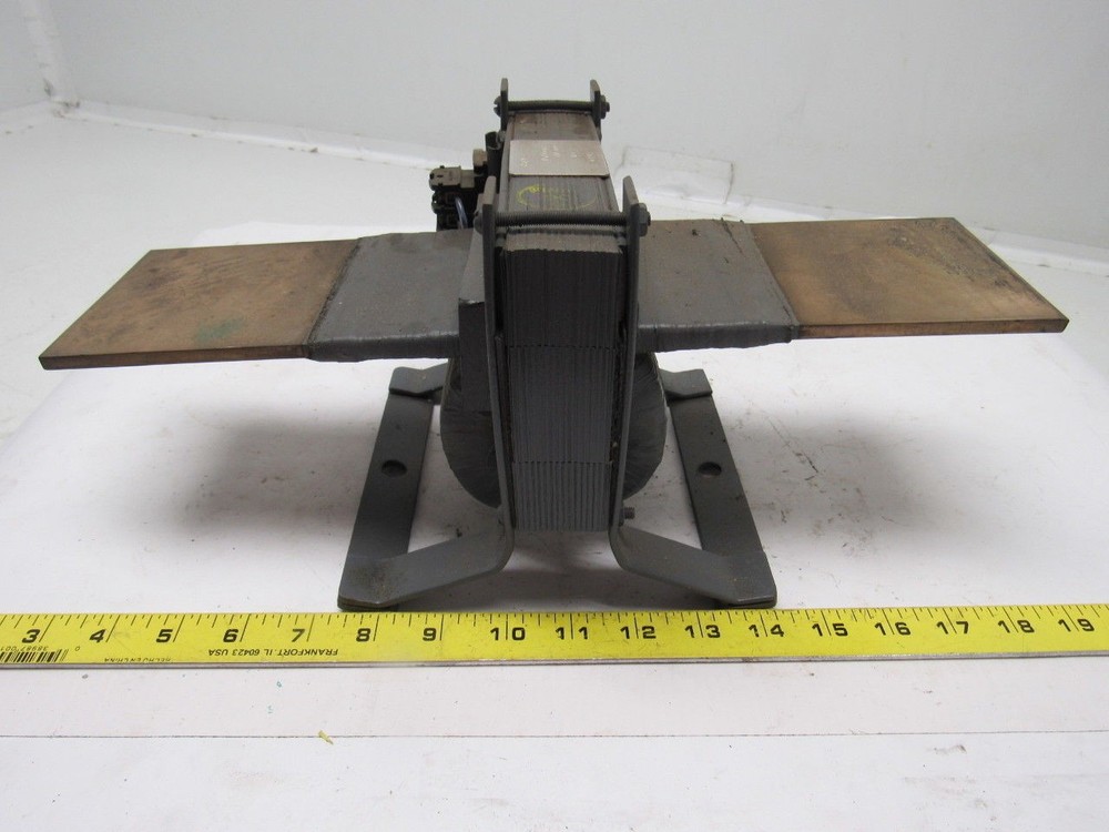 NWL Transformers 3674 Vintage Current Transformer 2000A-5A 60HZ