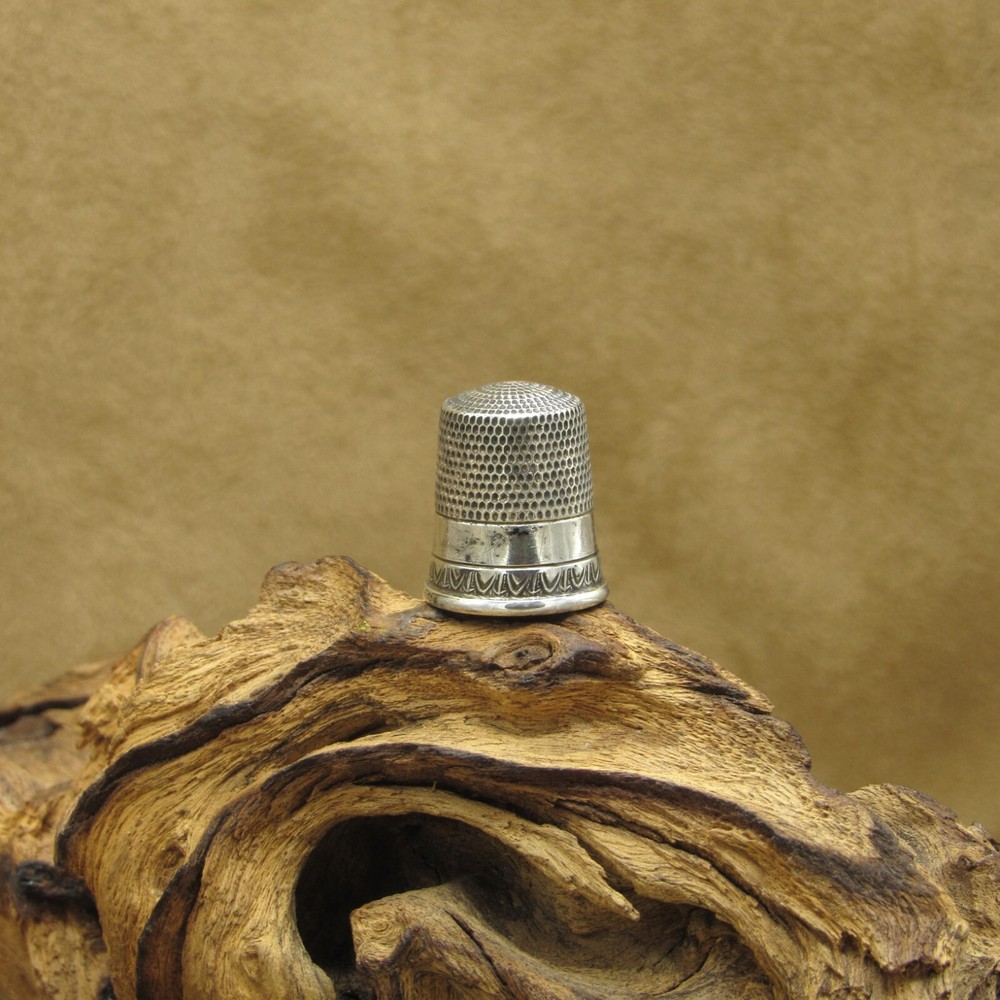 Vintage Sterling Silver Simon Brothers Thimble Size 9
