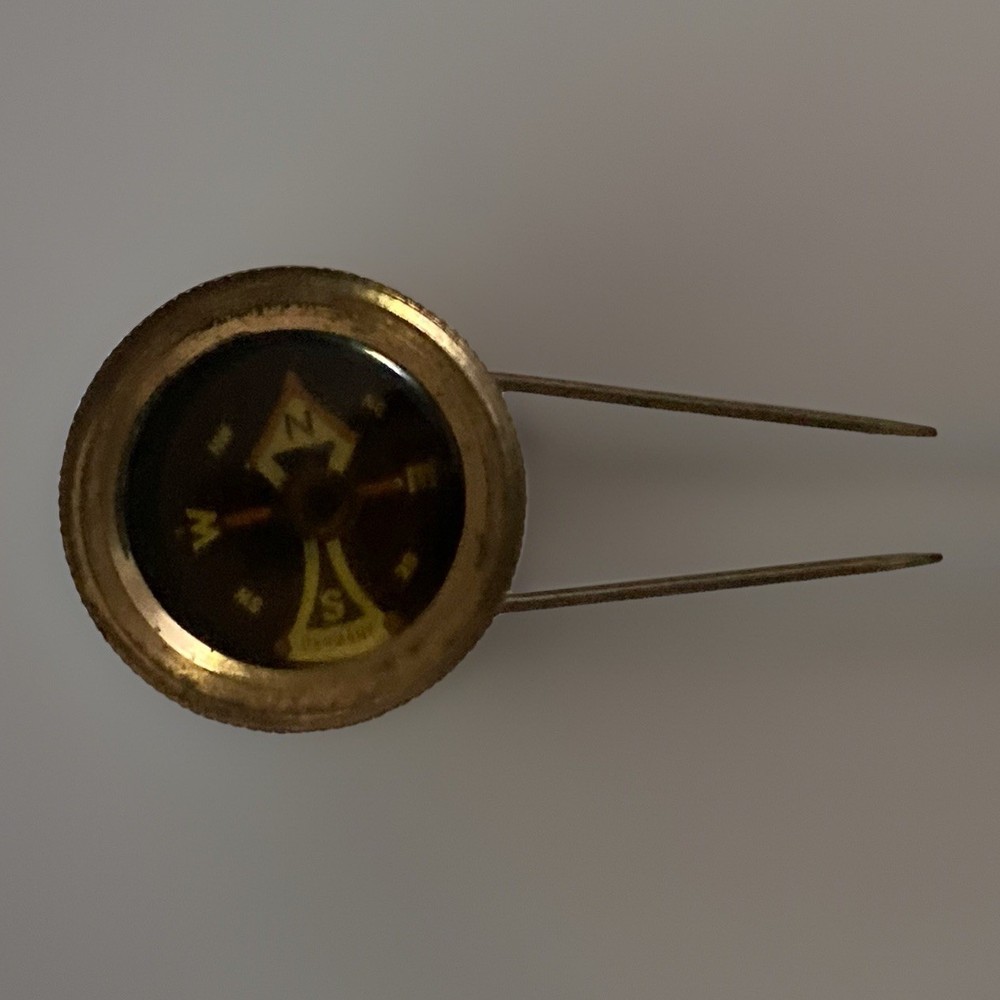 Germany Brass Pin On Belt Field Compass c.1939-1945 Working Hunting Backpacking