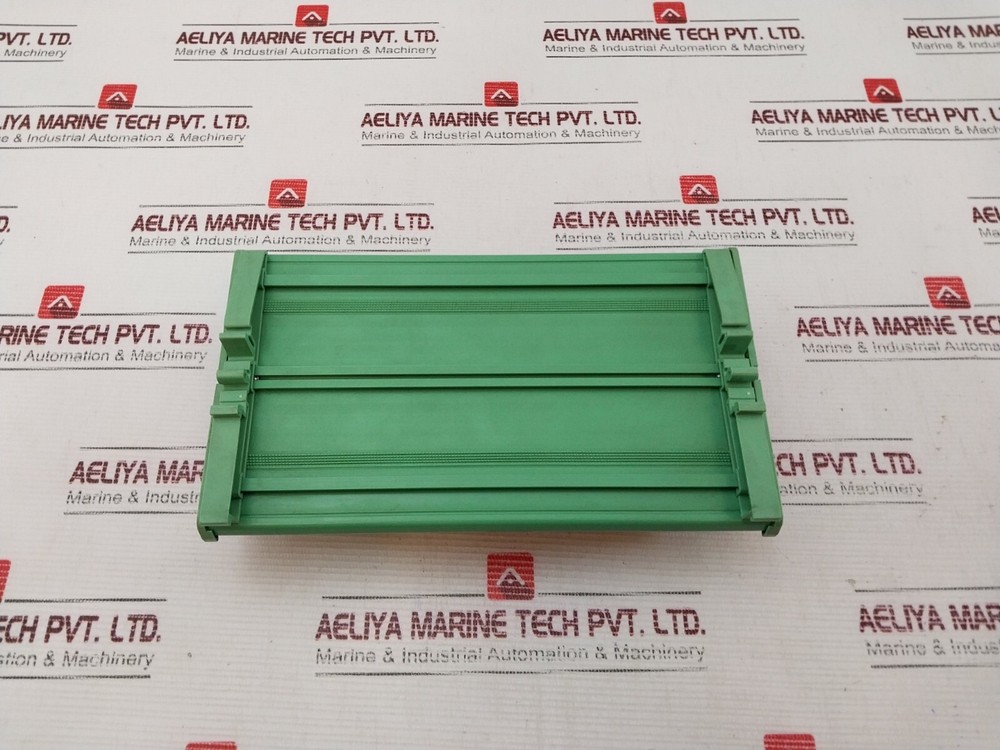 LYNGSO MARINE SAM 401 Dual System Bus Module