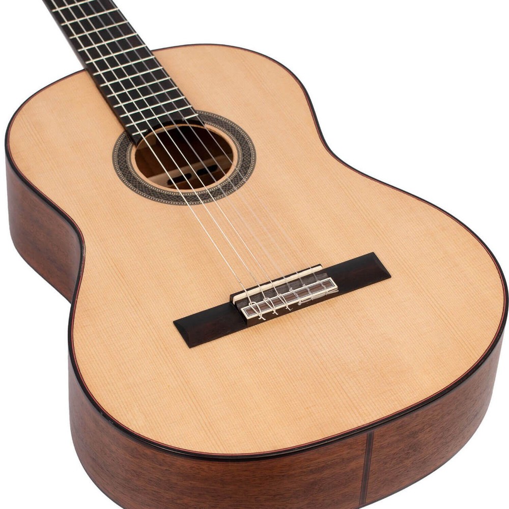 Valencia VC704 Classical Guitar 650mm Solid Sitka Spruce Top with Soft Case