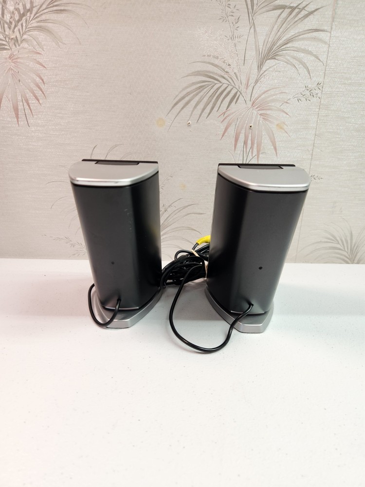 Logitech THX Z-2300 Right and Left Speakers Tested