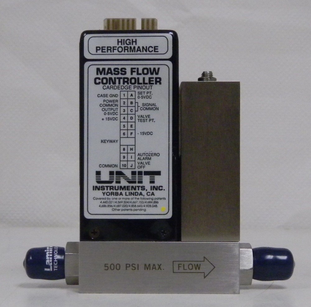 Unit UFC-1200A Mass Flow Controller, Gas- SiH2CL2, Range- 500 SCCM, Used