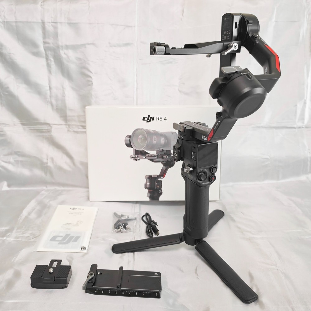Dji RS4 Gimbal Stabilizer in Original Box (Excellent Condition)