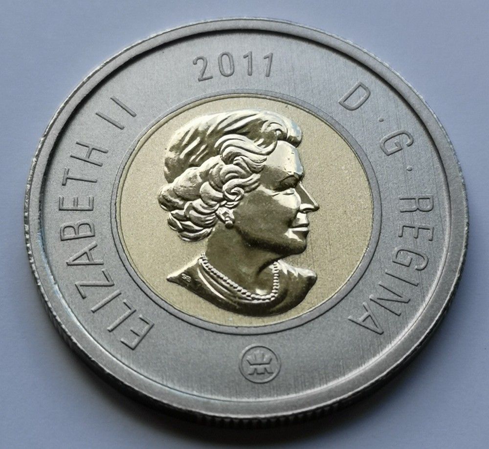 ***  CANADA  TOONIE  2011  ***  SPECIMEN  ***