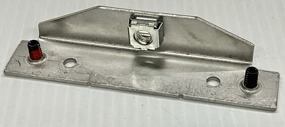 Whelen Justice LED LIGHTBAR Nut Plate Set