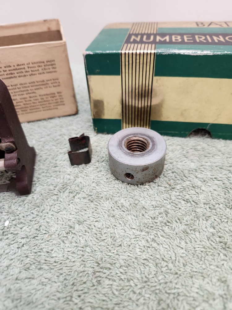 2 Bates Multiple 4 Movement Numbering Machine 6 Wheel & Box