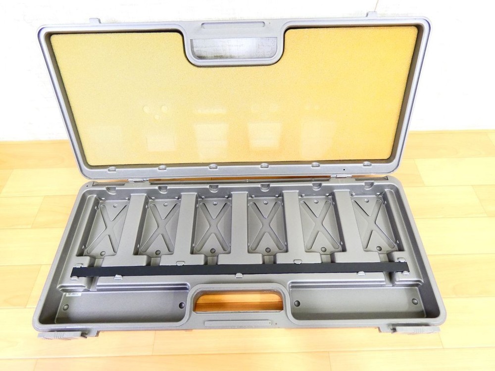 Boss BCB-6 Pedal Board Effects Pedal Case