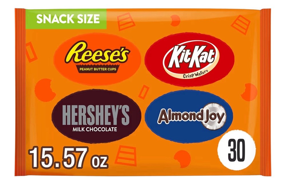 Hershey Assorted Chocolate Snack Size, Candy Bag, 15.57 oz 30 Pieces