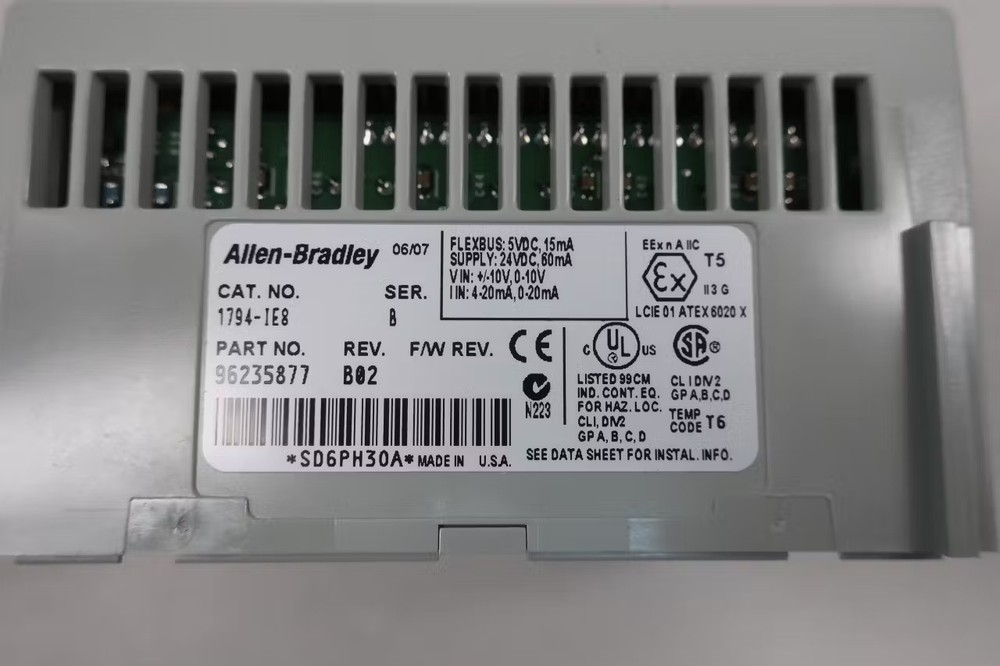 Allen Bradley 1794-IE8 Input Module Ser B