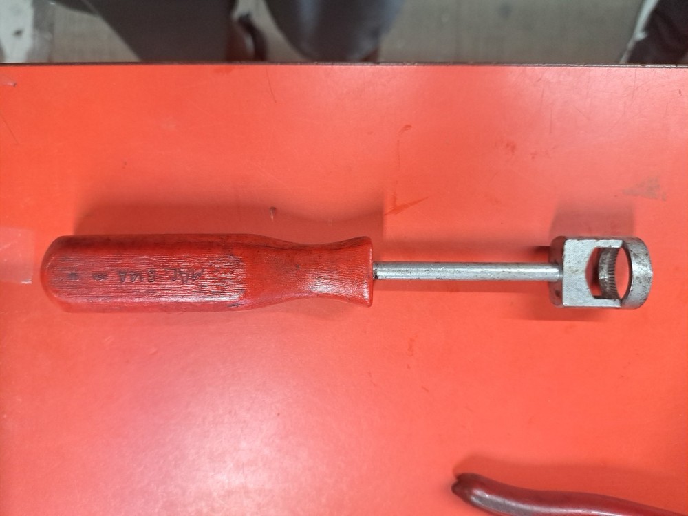 MAC TOOLS S14A BRAKE TOOL Free Shipping!!