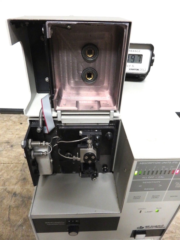 Applied Biosystems Spectroflow 757 Absorbance Detector