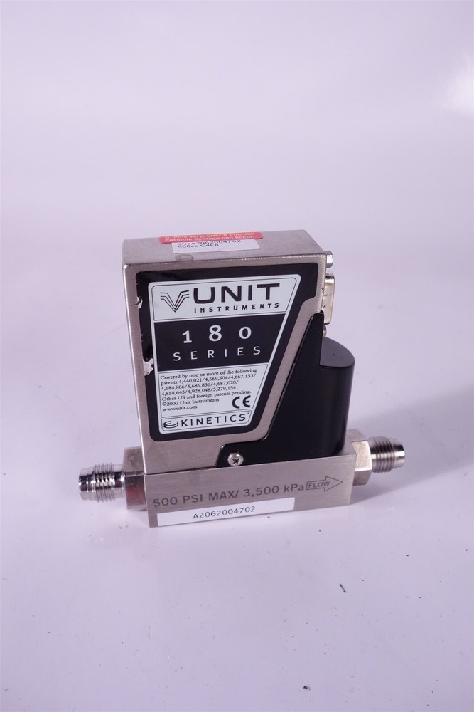 Unit Instruments UFC-180 Mass Flow Controller C4F8 Octafluorocyclobutane