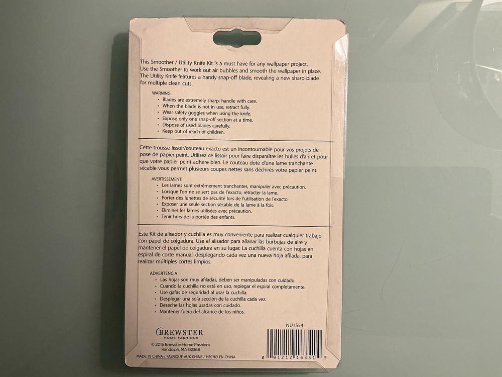 Wall Pops! Smoother & Utility Knife Installation Kit