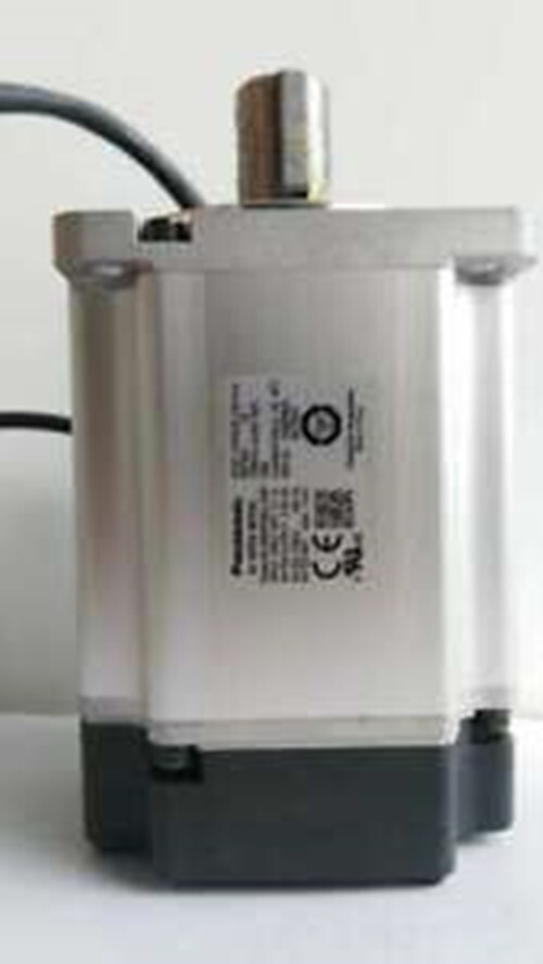 1PC New Panasonic MSMF082L1U2M Servo Motor Fast Ship