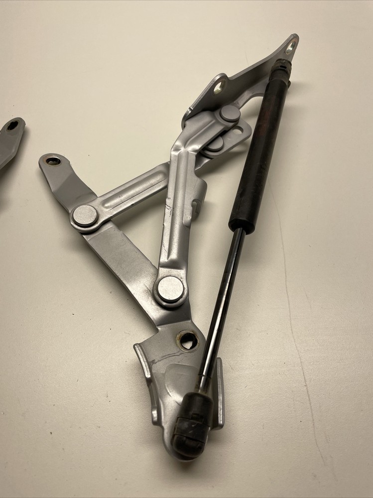 2015 Mitsubishi Lancer Es Rear Right & left Trunk Hinge
