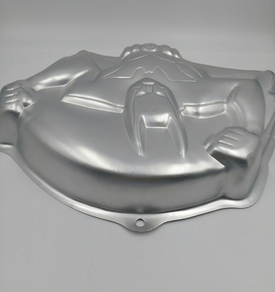 Wilton Batman and Beyond Cake Pan, 2105-9900. Dated 2000