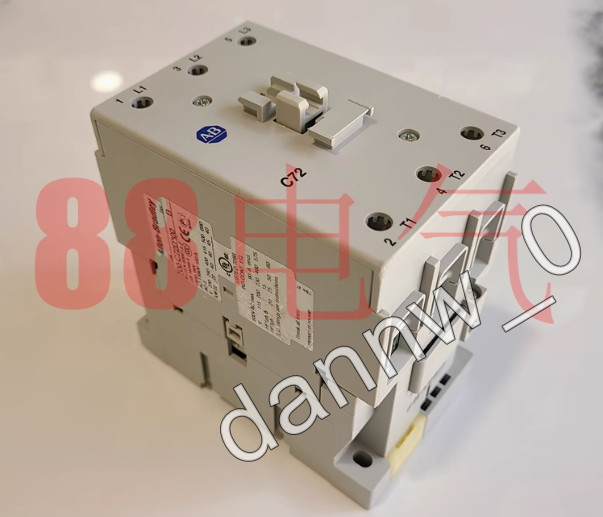 1PC New in box AB 100-C72D00 Contactor