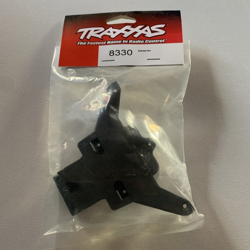Traxxas Front Bulkhead 8330 NEW