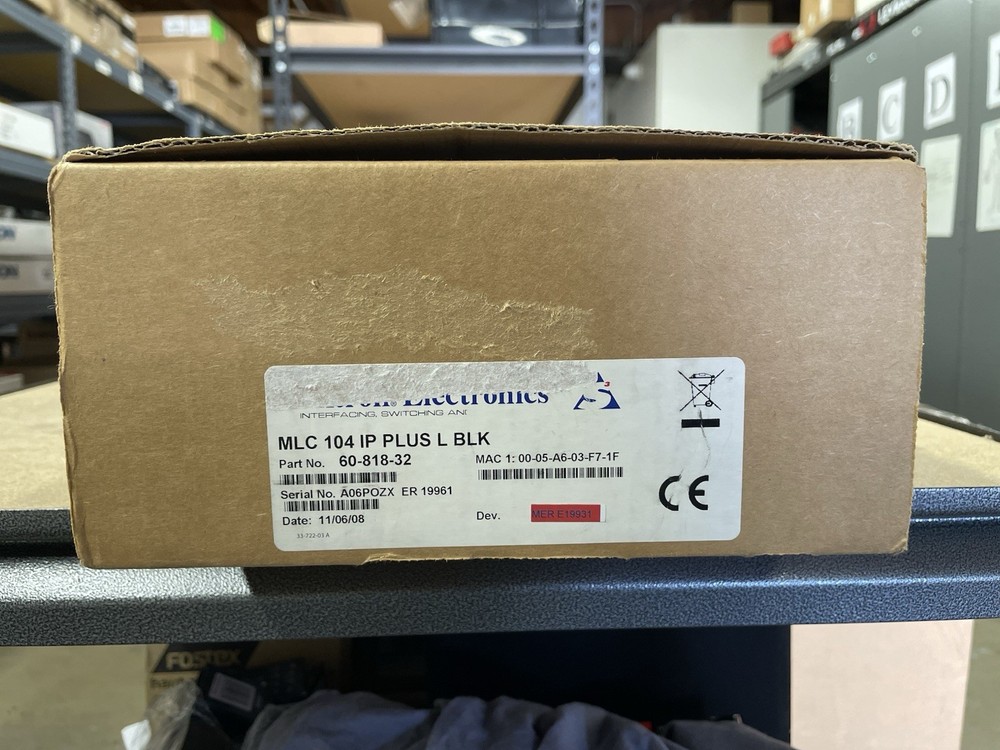 Extron MLC 104 IP Plus L, 60-818-32, Black, MediaLink Controller, Control Panel