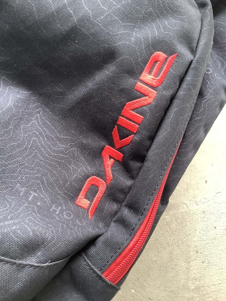 Dakine Boot Backpack 50L - Black/ Red 175Cm