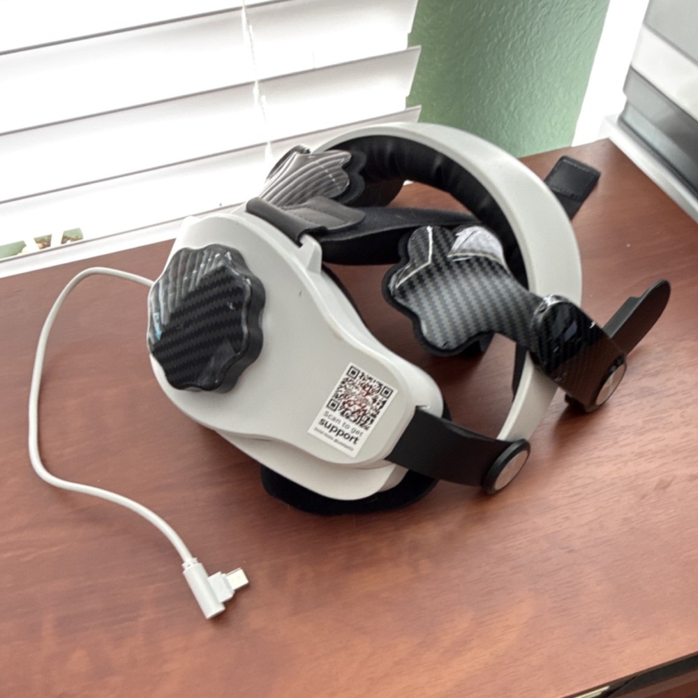 Hexigo S52 VR Head Strap USB-C Charging White/Black for Headset
