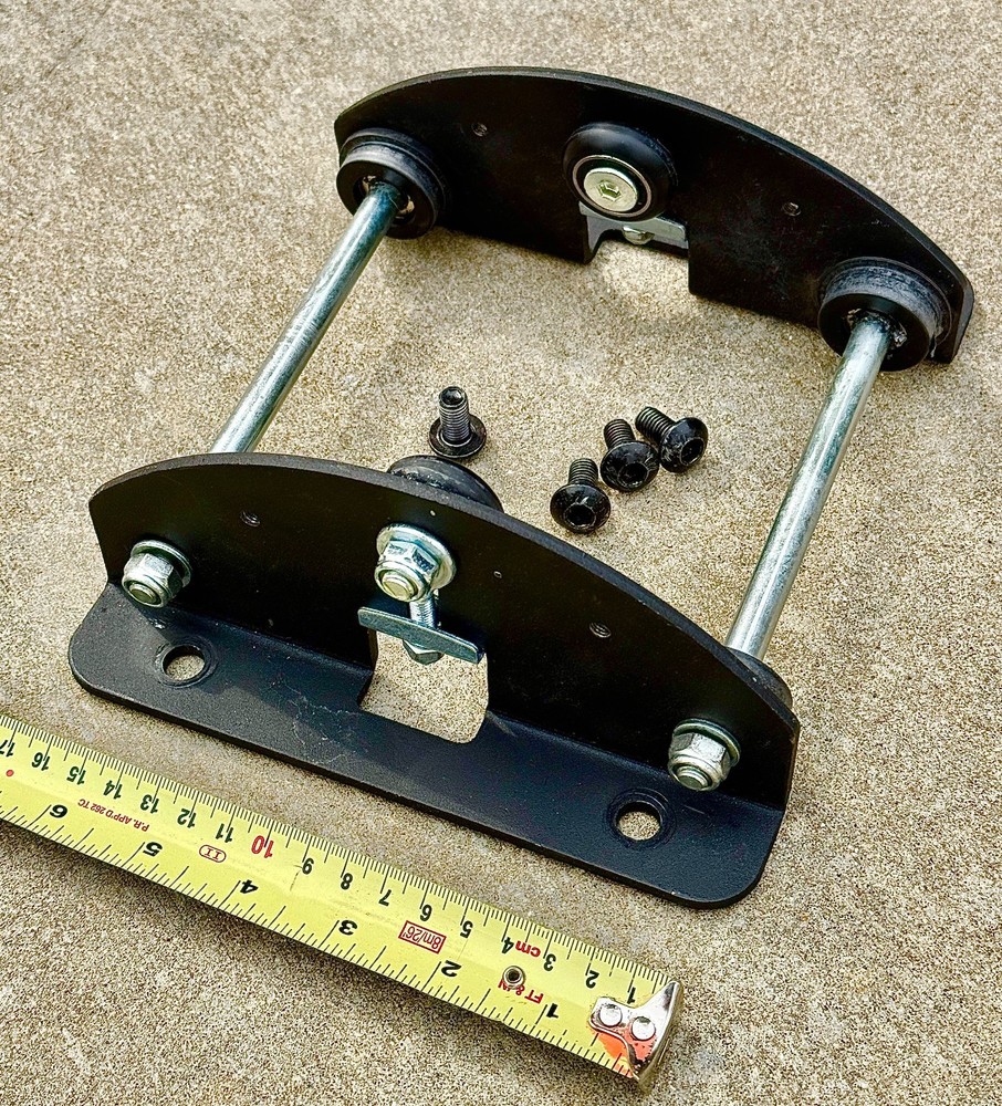 Underseat carriage with rollers, Lifecore R100 rowing, machine, preowned, VG+