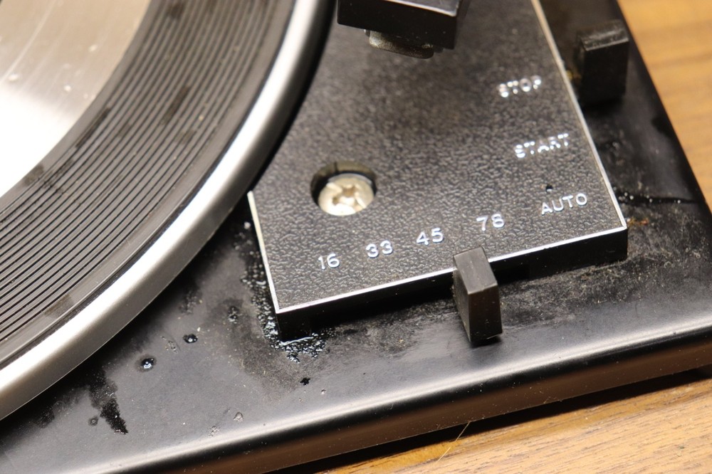 Vintage 1970s Panasonic Automatic Turntable Model RD-7703