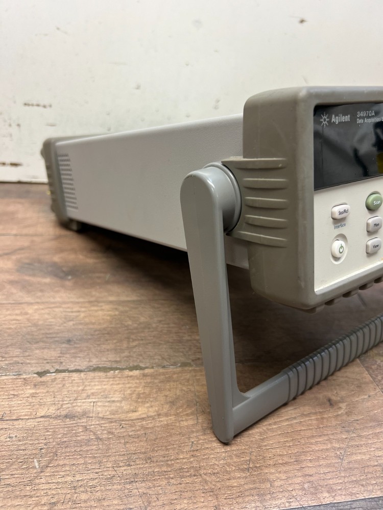 Agilent 34970A Data Acquisition / Data Logger Switch Unit with DMM