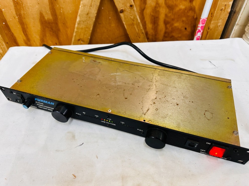 Furman PL-Plus Power Condition Light Module - Tested & Working