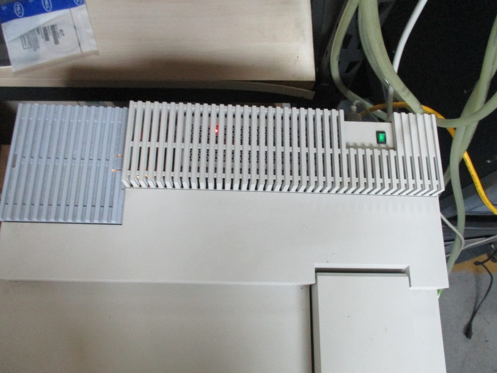 Perkin Elmer Lambda 25 UV/Vis Spectrometer